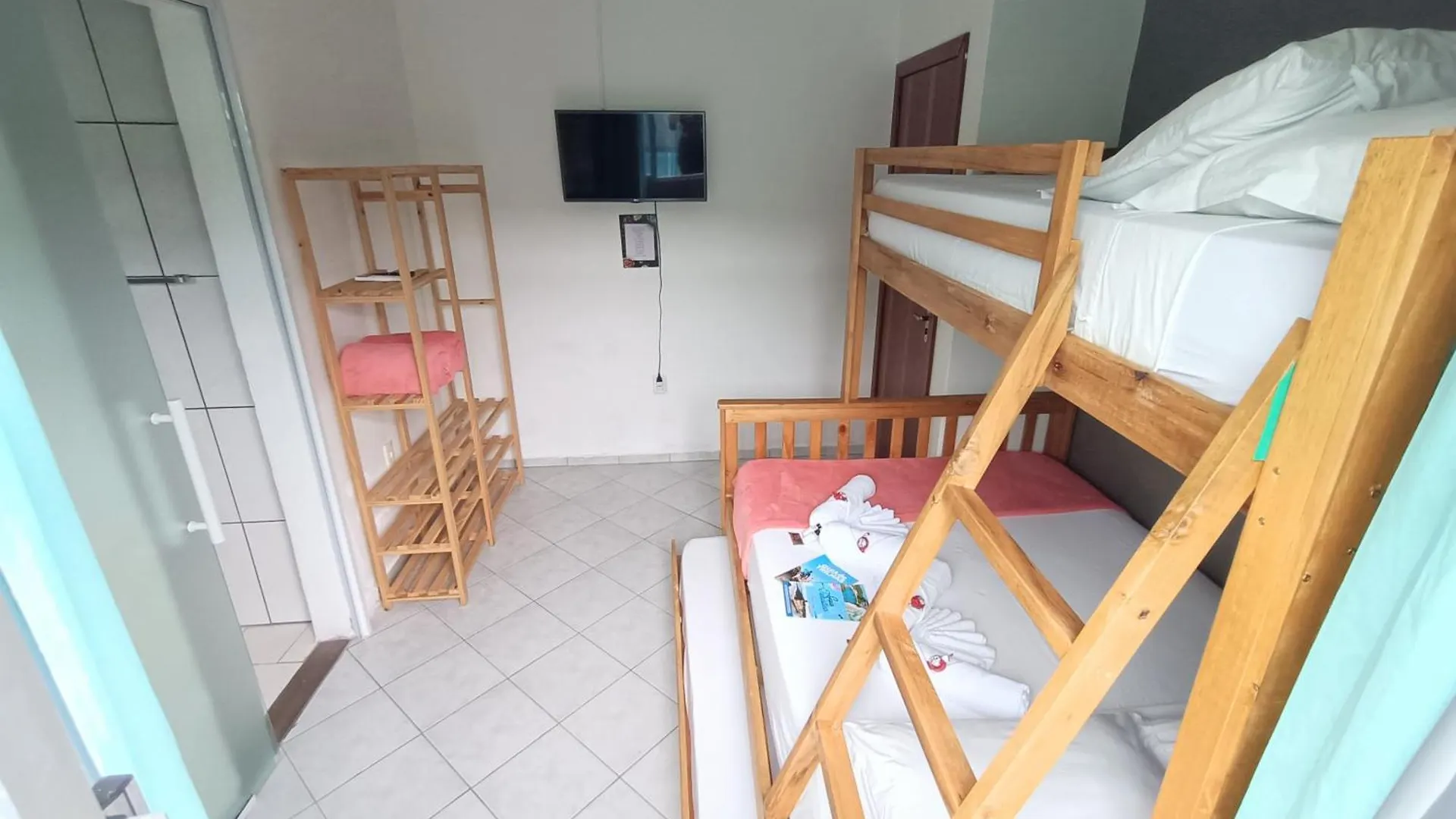 Hostel Casa Da Vo Rosa Governador Celso Ramos Brazylia