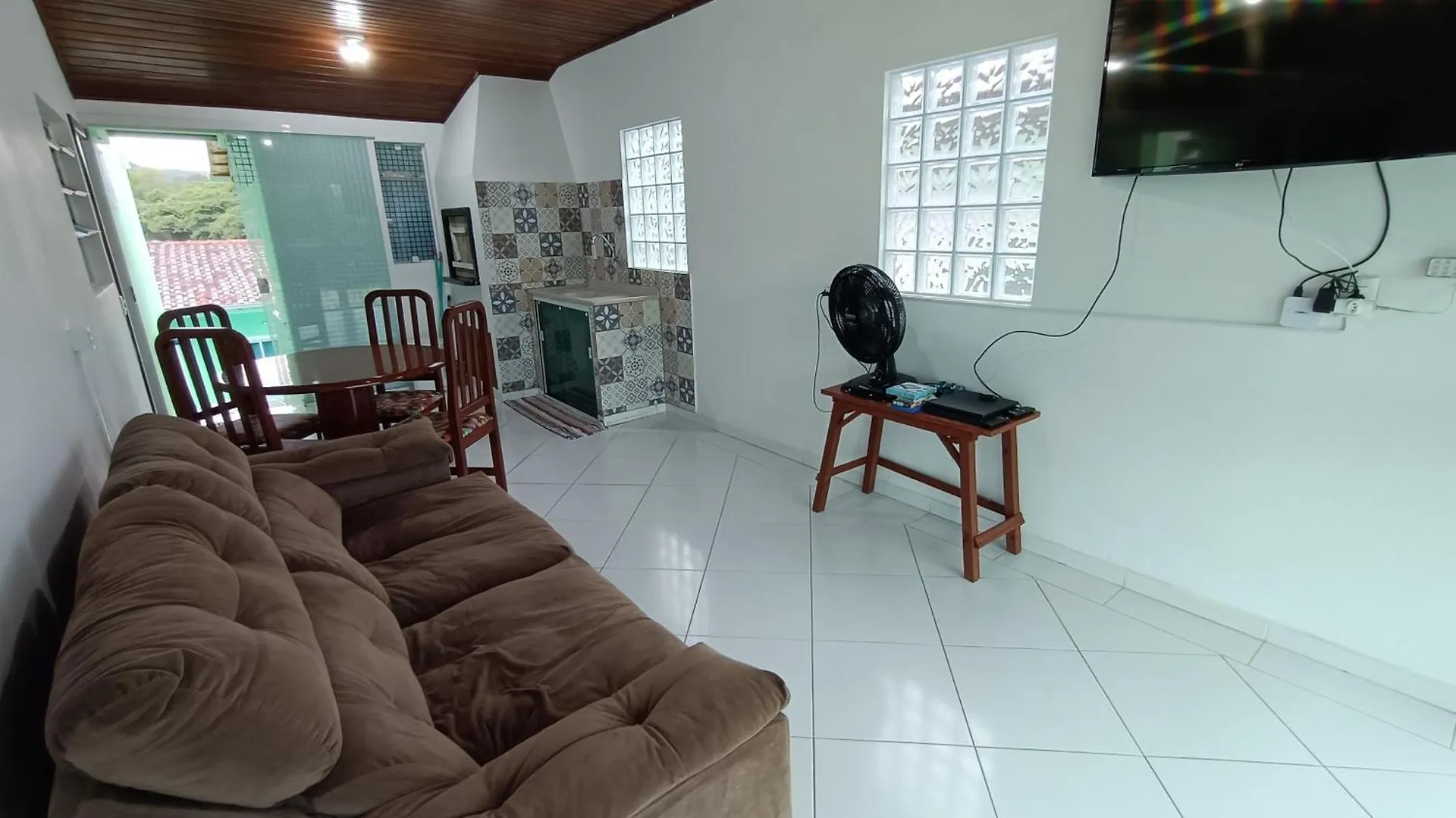 Hostel Casa Da Vó Rosa Governador Celso Ramos Brasil