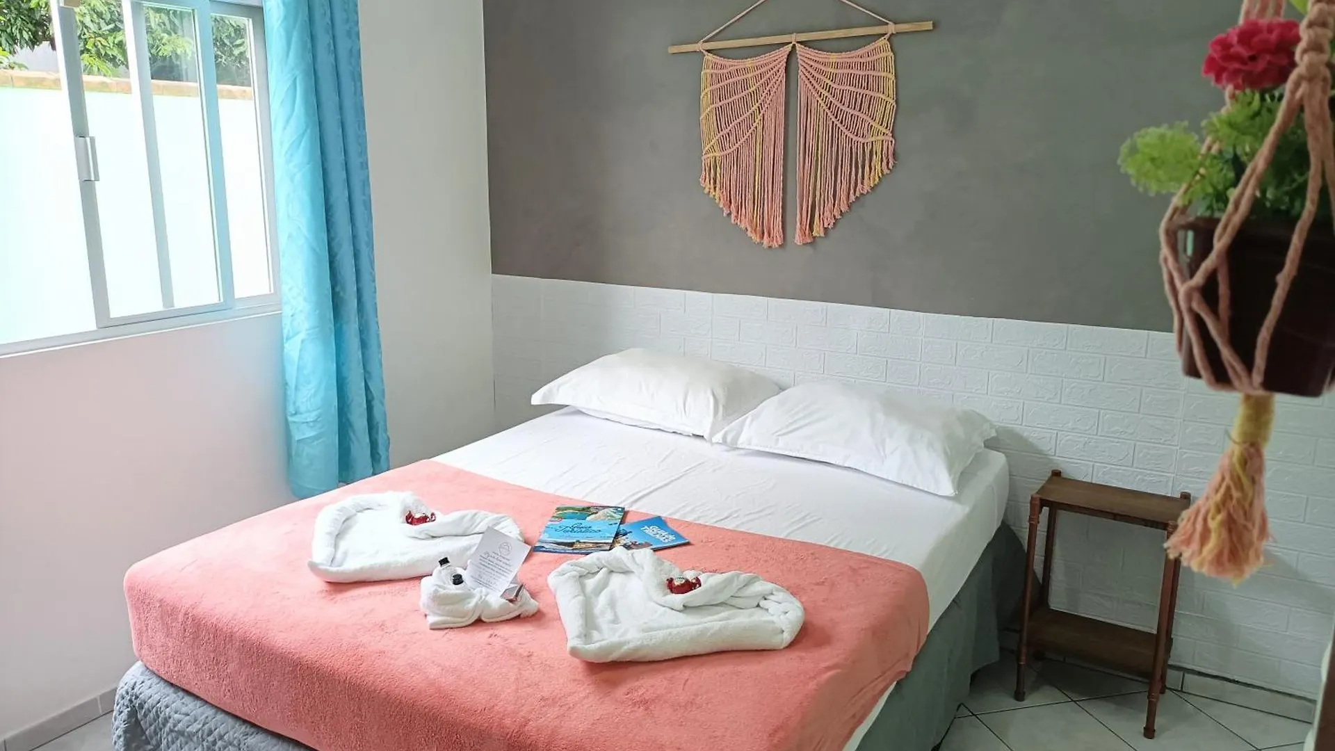 Hostel Casa Da Vó Rosa Governador Celso Ramos 0*,